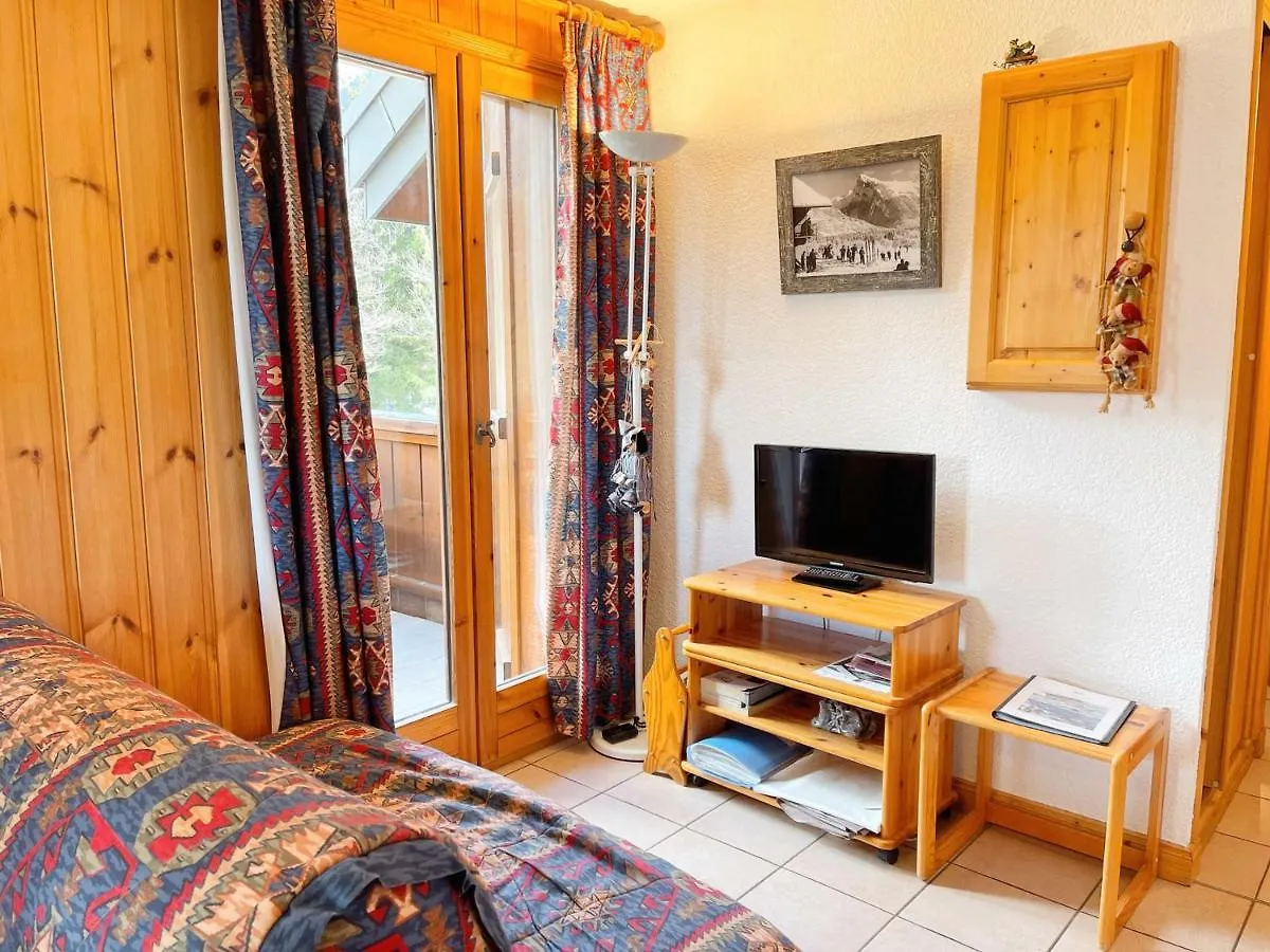 Appartement T2 Au Centre De Samoens Avec Balcon, Parking Et Acces Navette Ski. - Fr-1-624-20 Daire